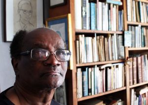 “Literatura negra é a literatura que o negro escreve olhando para si mesmo, para sua realidade” Foto: Marcelo Ximenez/CMSP