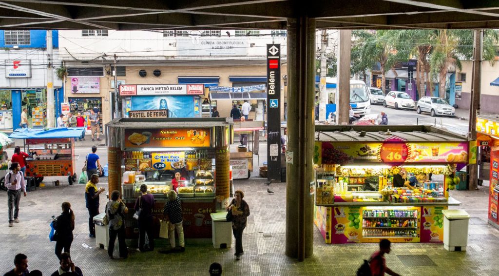 NOVO USO - Estação de metrô Belém, onde a nova lei permite construir moradia e comércio | Foto: Ricardo Rocha/CMSP