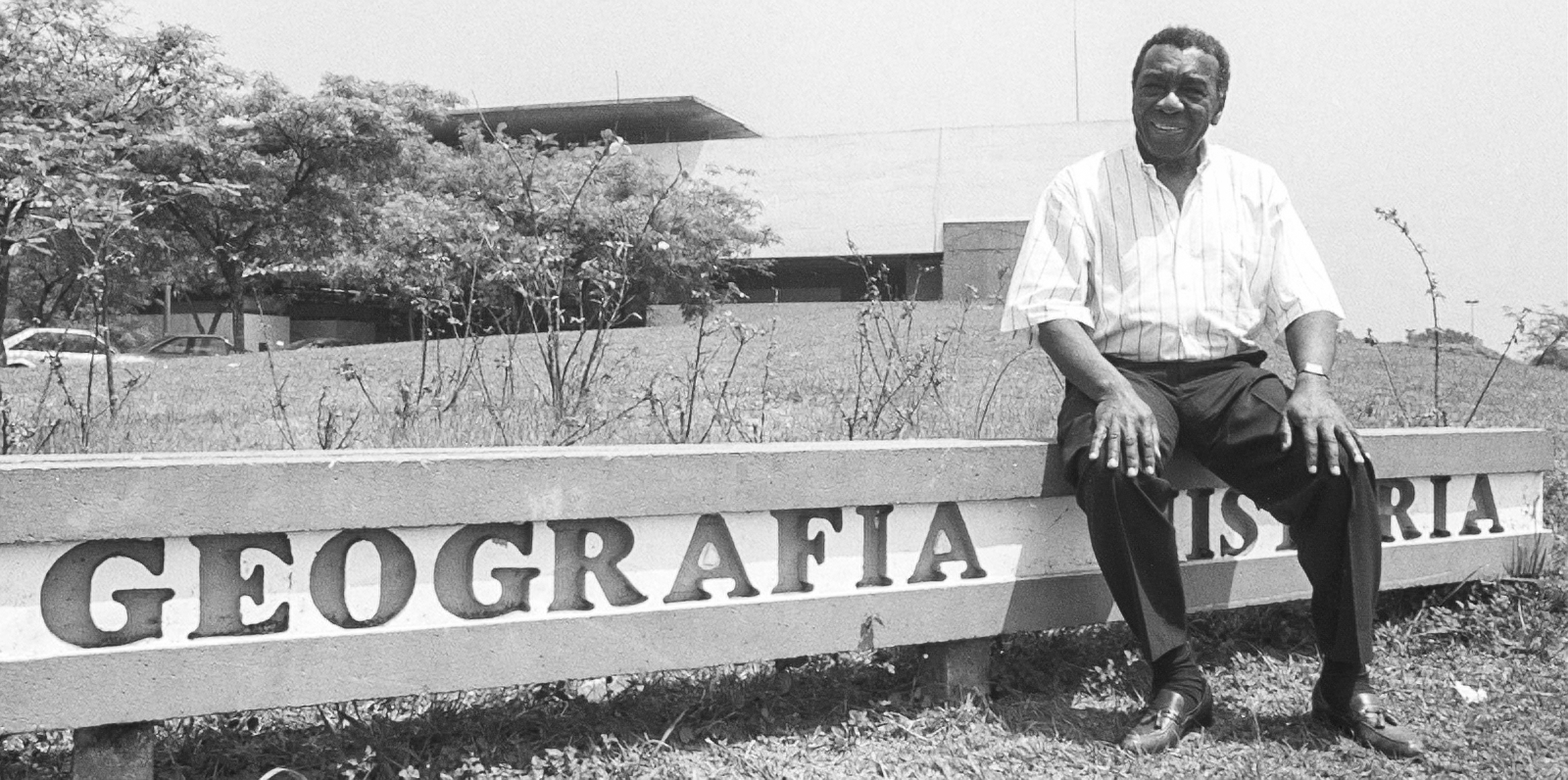 milton-santos-geografia-usp
