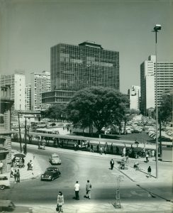 Palácio Anchieta diante da Praça (atual Terminal) Bandeira
