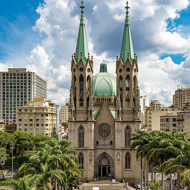 Dirigiu as obras da catedral, em 1941, responsável pela cúpula e pelas duas torres | Crédito: Divulgação